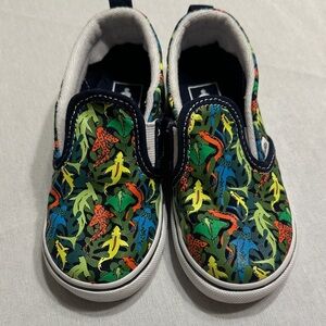 Vans Kids Colorful Shark Patterned Slip-On Sneakers